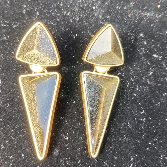 KENDRA SCOTT • Vivian Vintage Gold Statement Earrings* - Picture 5 of 12